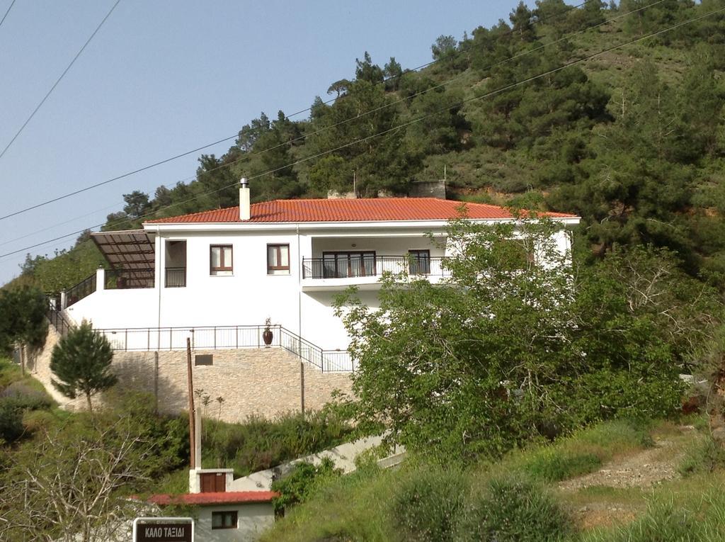 Ta Spitakia Tis Theodosias Apartment กาโลปานาโยติส ภายนอก รูปภาพ
