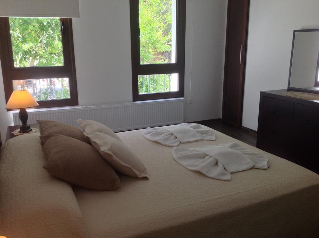 Ta Spitakia Tis Theodosias Apartment กาโลปานาโยติส ภายนอก รูปภาพ