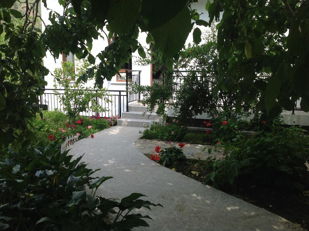 Ta Spitakia Tis Theodosias Apartment กาโลปานาโยติส ห้อง รูปภาพ